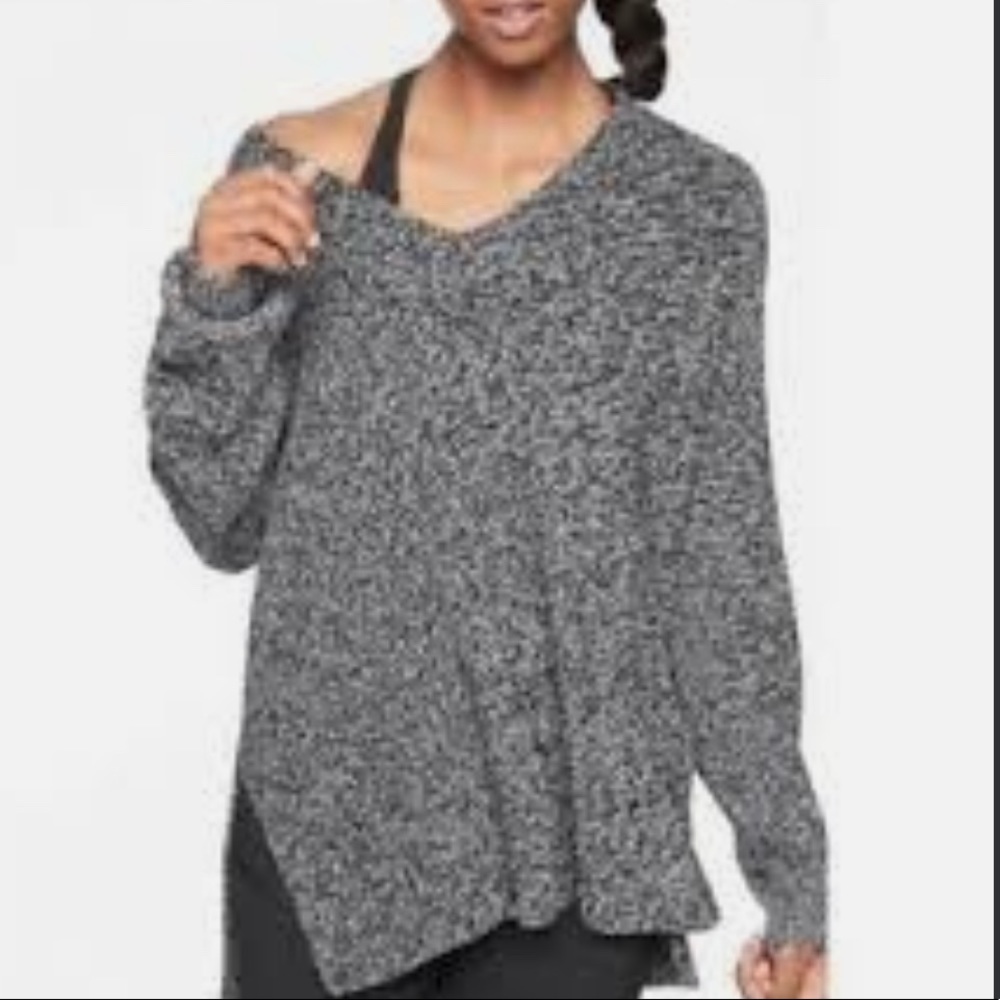 Athleta V-Neck marled sweated